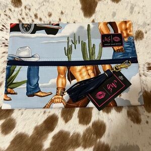 NWT Makeup Junkie size medium Clutch - Blue and Brown